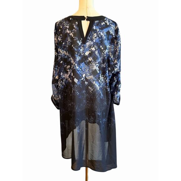 Catherines Top Womens 1X Blue Black Artsy Abstract Blouse Asymmetrical Flowy - Picture 3 of 10